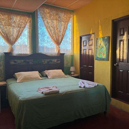 Casa Maya Itza 弗洛勒斯 外观 照片