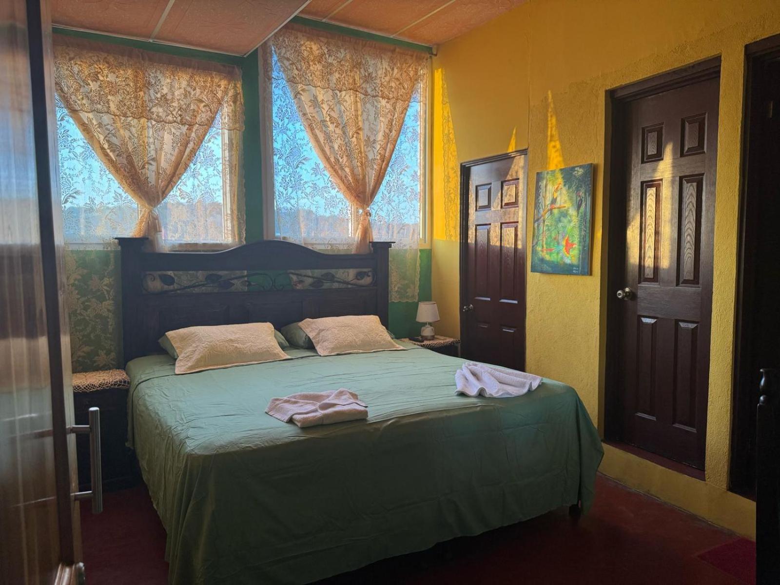 Casa Maya Itza 弗洛勒斯 外观 照片